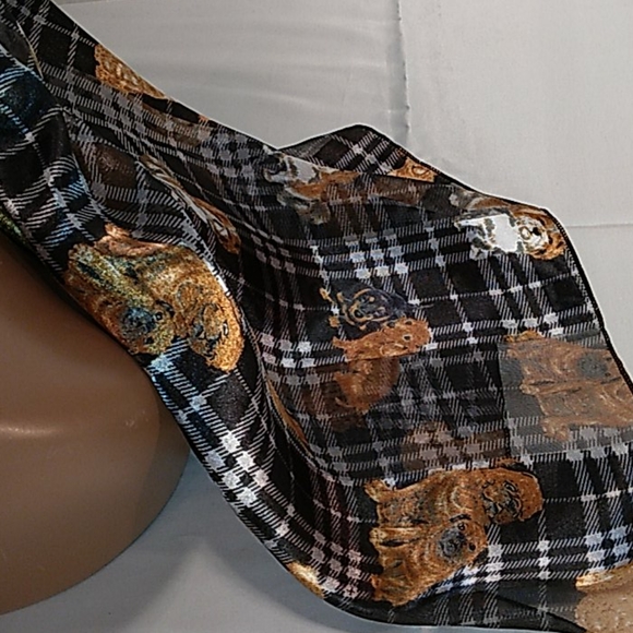 Silk Feel - Picture 2 of 4